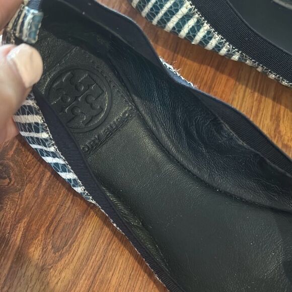 Tory Burch navy and white striped nautical ballet flats size 6.5 - Picture 2 of 6